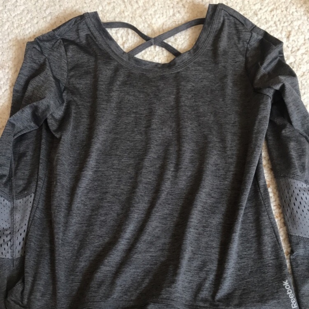 Reebok girls long sleeve tee